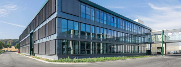 ساختمان اداری